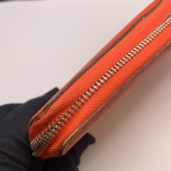 Louis Vuitton Long Zippy Wallet Epi Leather - Picture 11 of 17